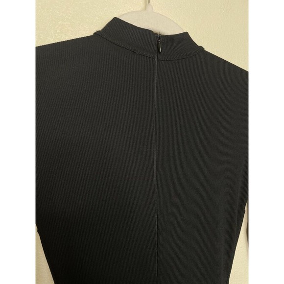 Grayscale Small Neckline-Cutout Bodycon Dress Black Ribbed Keyhole Stretch Sexy - Picture 7 of 12